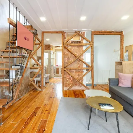Guestready - Local&modern Duplex Apartamento *