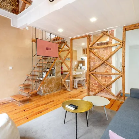 Guestready - Local&modern Duplex Apartamento *